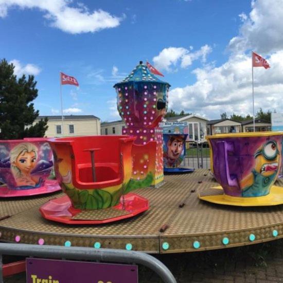 Blue Dolphin Holiday Park Gristhorpe ภายนอก รูปภาพ