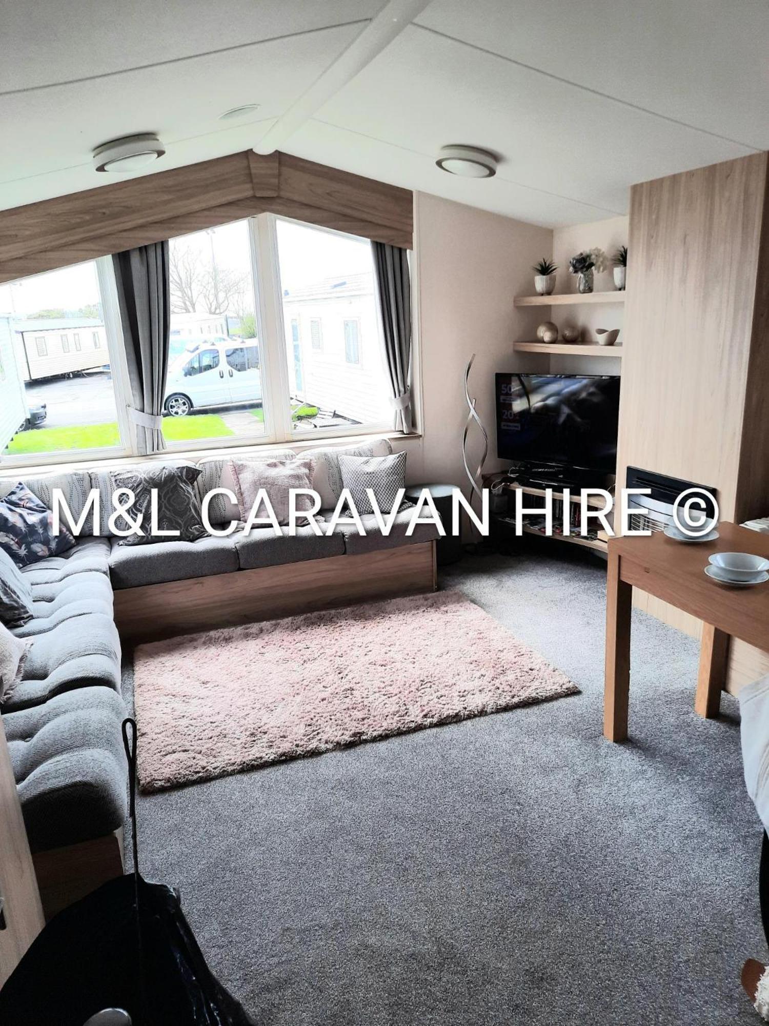 Blue Dolphin Holiday Park Gristhorpe ภายนอก รูปภาพ